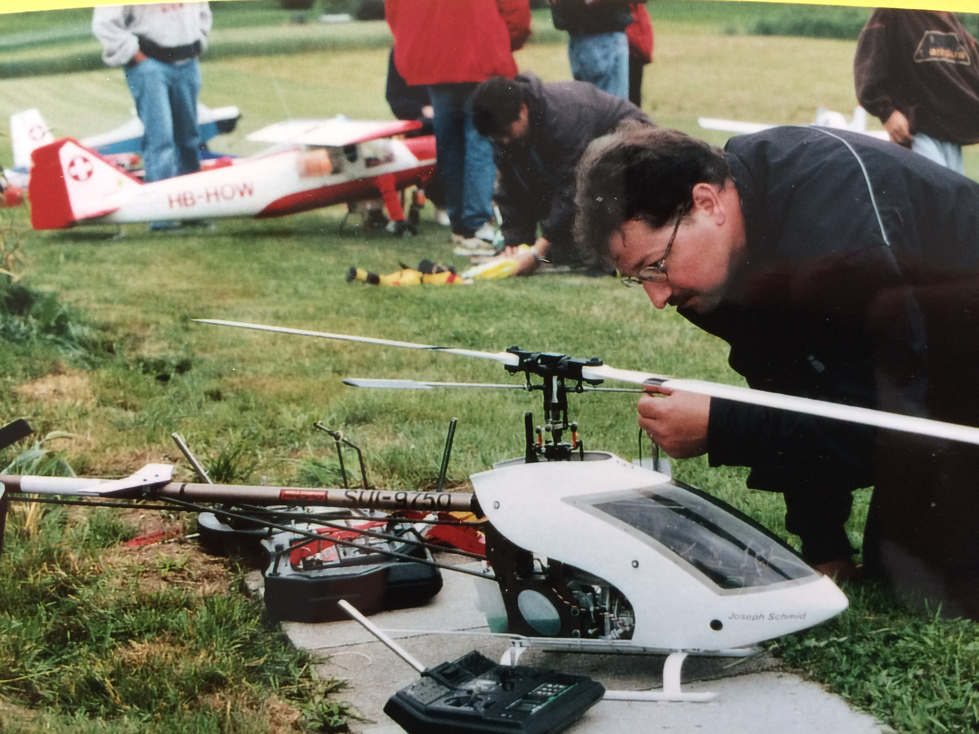 Guido zeigt Interesse am Heli 2000